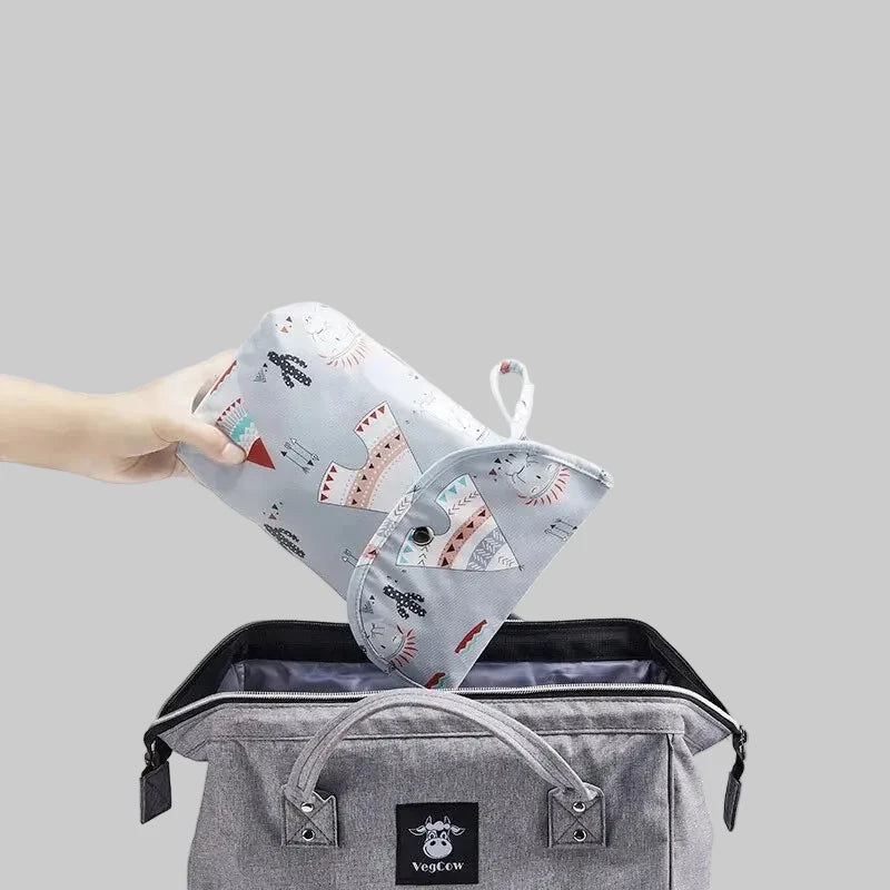 Waterproof Wet Dry Diaper Bag Organizer Insert — Nappy Storage Pouch for Stroller, Travel & Tote - Babytopia32