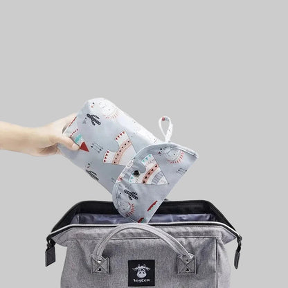 Waterproof Wet Dry Diaper Bag Organizer Insert — Nappy Storage Pouch for Stroller, Travel & Tote - Babytopia32